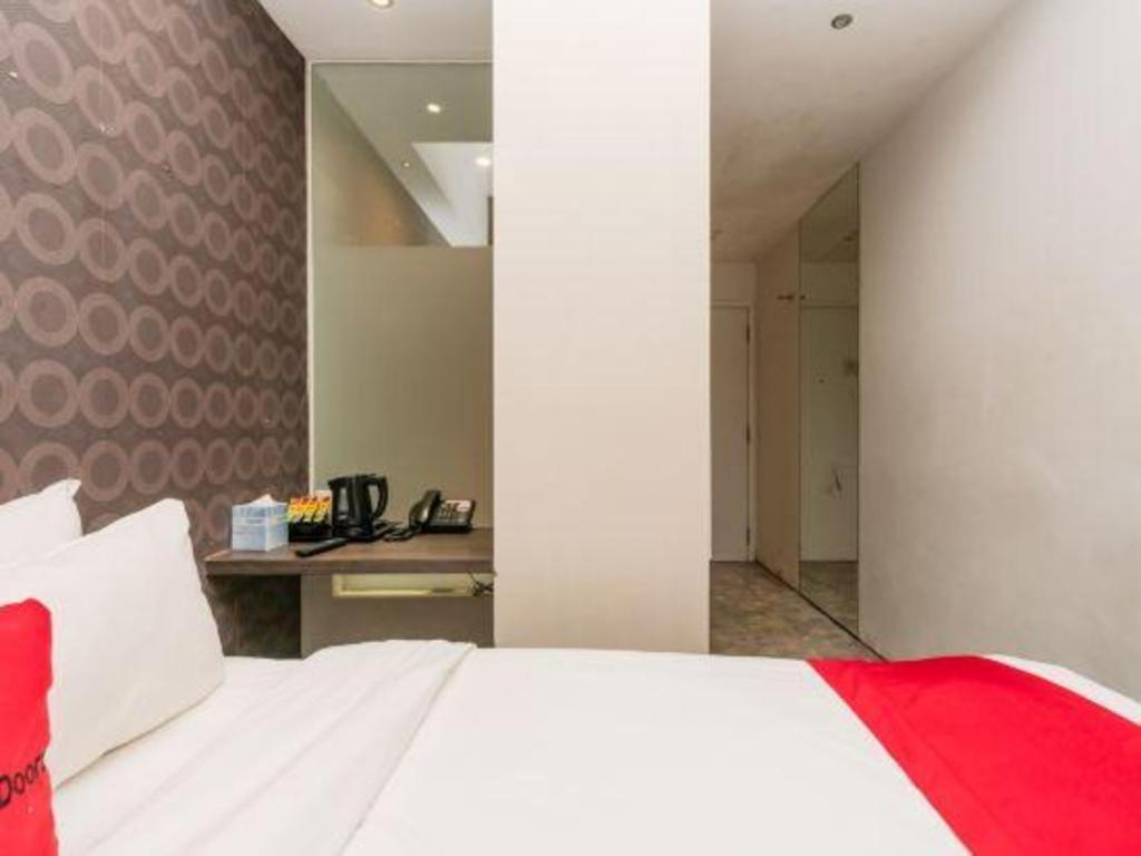 Reddoorz Hotel Plus @ Little India Singapore Esterno foto
