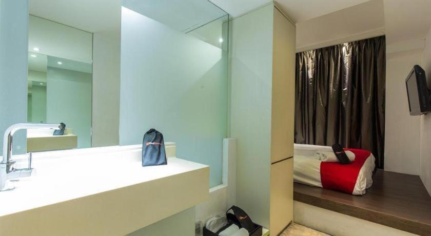 Reddoorz Hotel Plus @ Little India Singapore Esterno foto